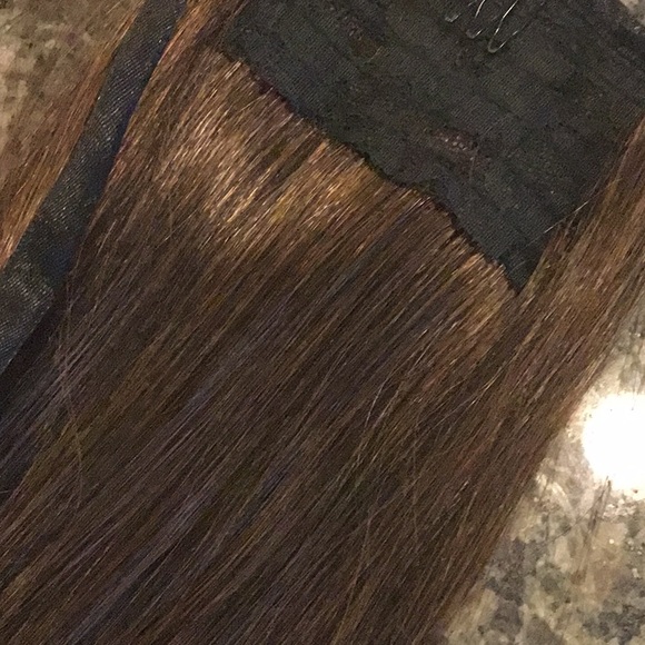 Fake Ponytail - Picture 3 of 3